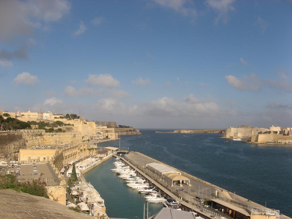 Ferienwohnung Valletta Gateway Maisonette Exterior foto